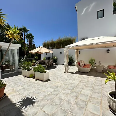 Wonderful Private Near With Sea Views *