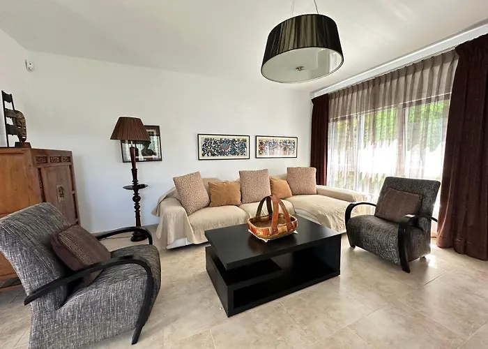 Wonderful Private Near With Sea Views וילה מארבלה
