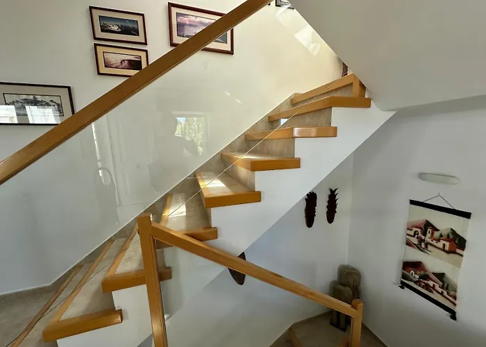 Wonderful Private Near With Sea Views * מארבלה