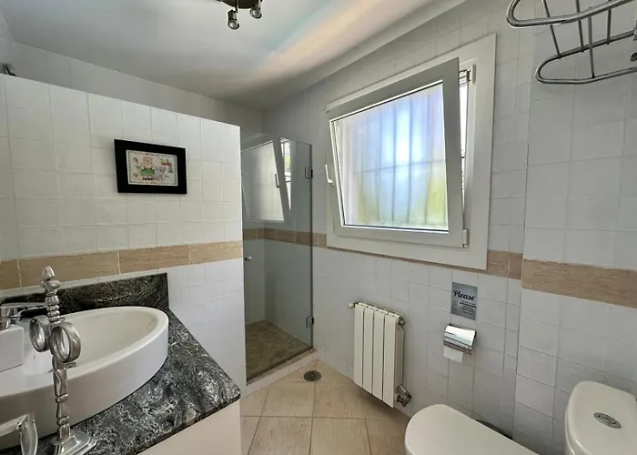 Wonderful Private Near With Sea Views וילה *