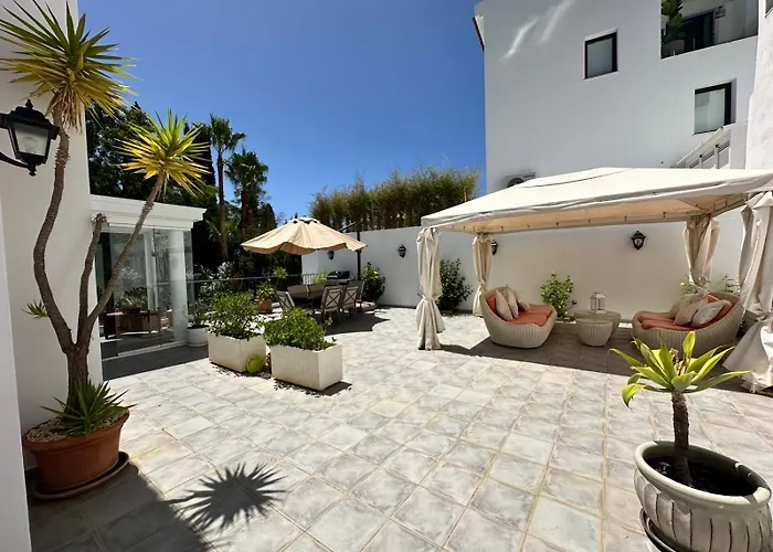 Wonderful Private Near With Sea Views *