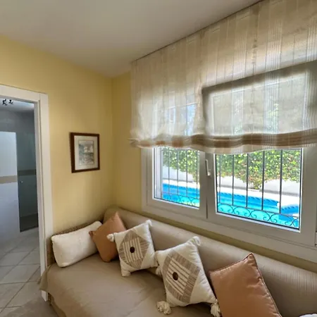 Wonderful Private Near With Sea Views Villa *